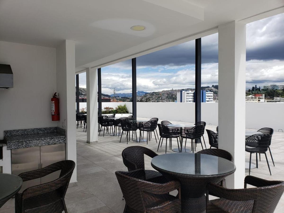 Hermoso Departamento, Centrico Y Tranquilo Quito Exterior foto